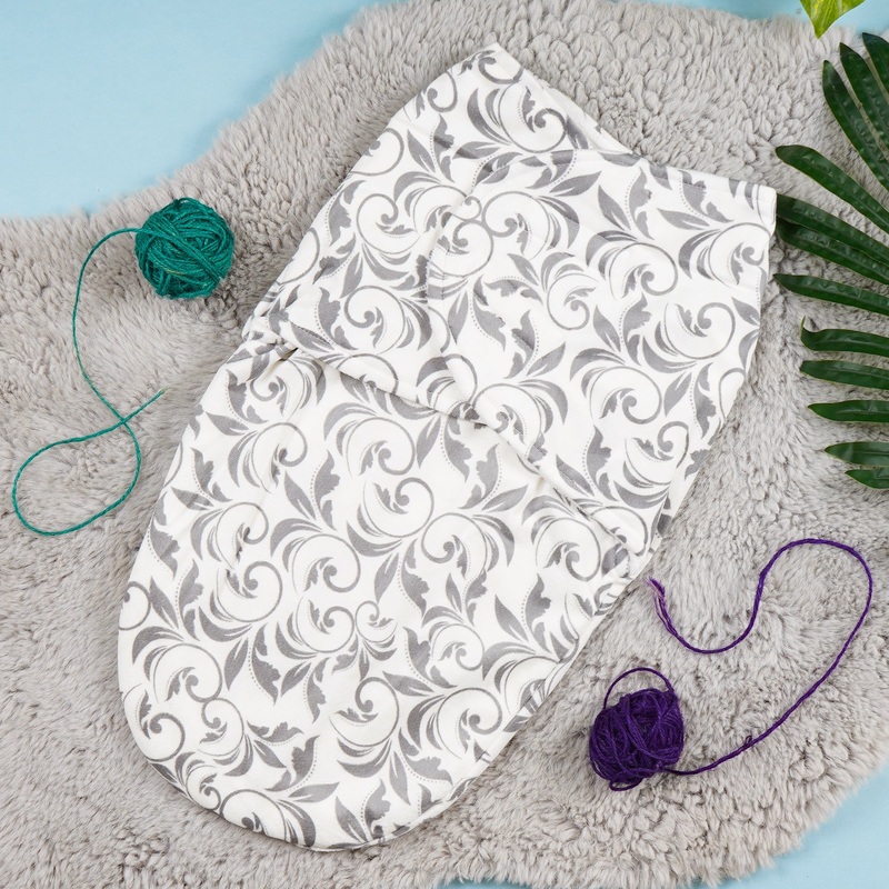 Baby Fleece Swaddle Leaves White – Sunshine