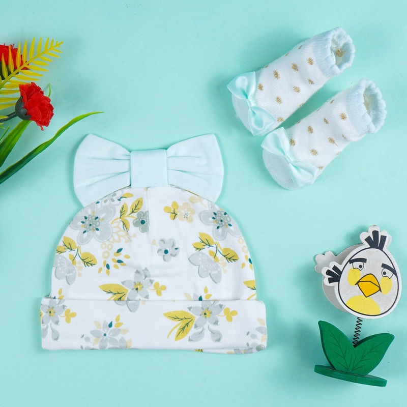 Baby Pack Of 2 Cap & Socks Set Flowers Sea Green – Sunshine