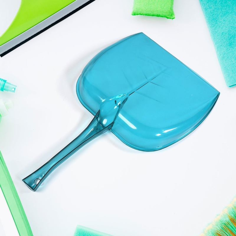 Large Unbreakable Plastic Dustpan with Long Handle for Home and Kitchen (1 Pc)