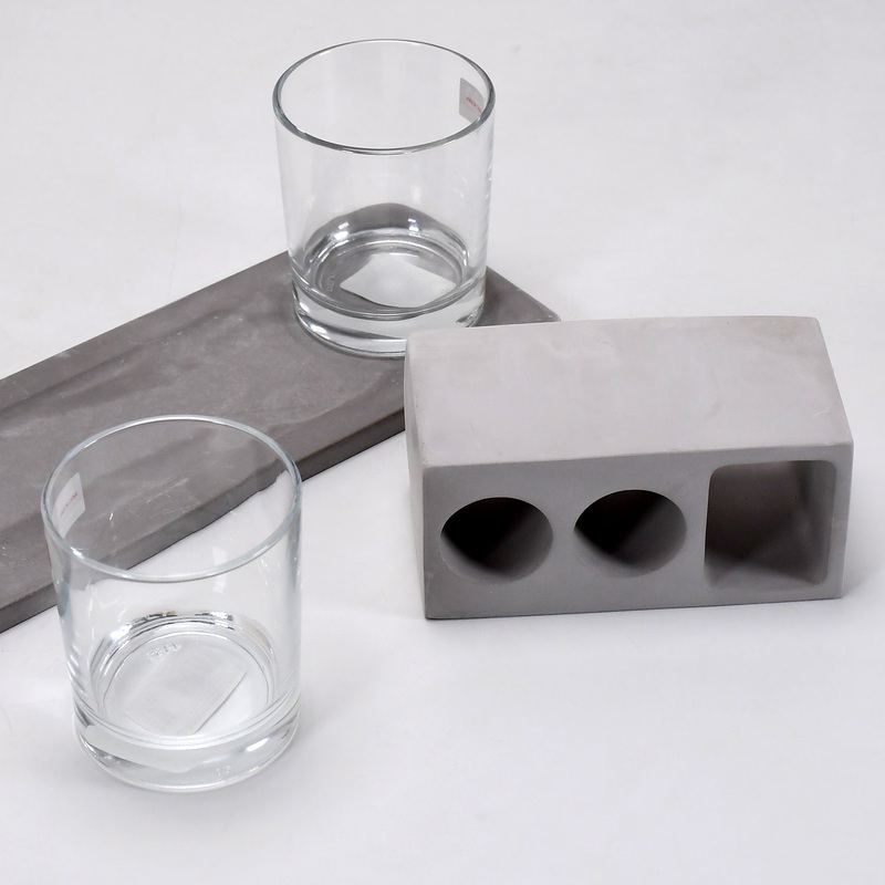 2 Wine Glasses & Marble Holder – Attractive Design for Hotels & Cafes