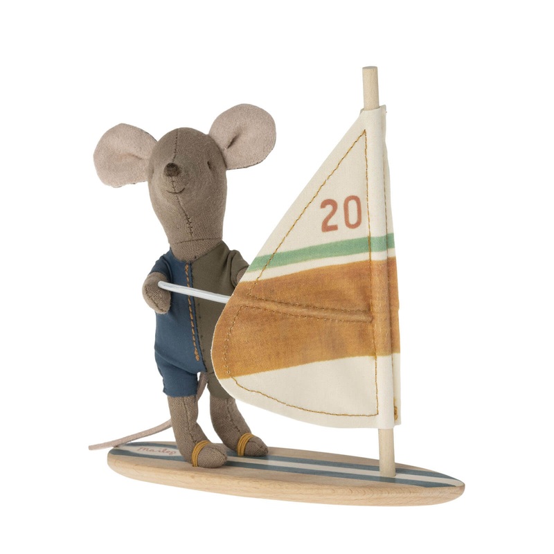 Beach Mice – Surfer Little Brother