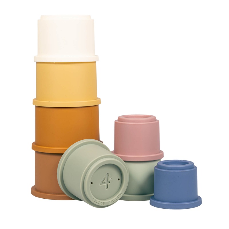 Stacking Cups – Vintage