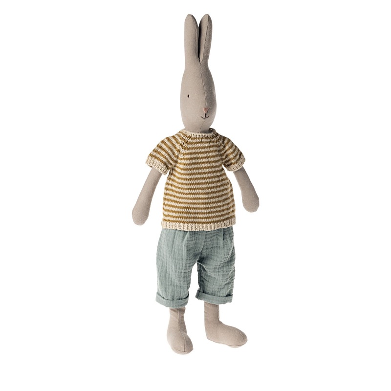 Classic Rabbit Size 3 – Knitted Shirt and Pants