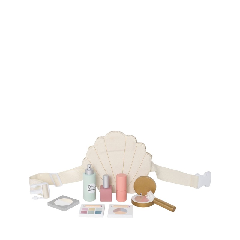 Beauty Belt and Pretend Makeup