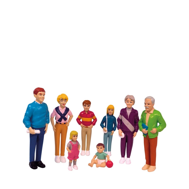 Caucasian Family Figures – 8 Pieces