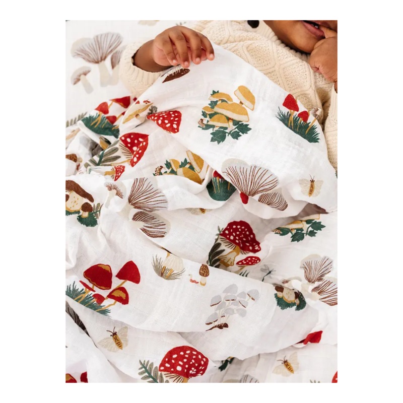 Mushroom Swaddle by Clementine Kids