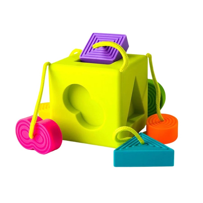 Oombee Cube by Fat Brain Toys