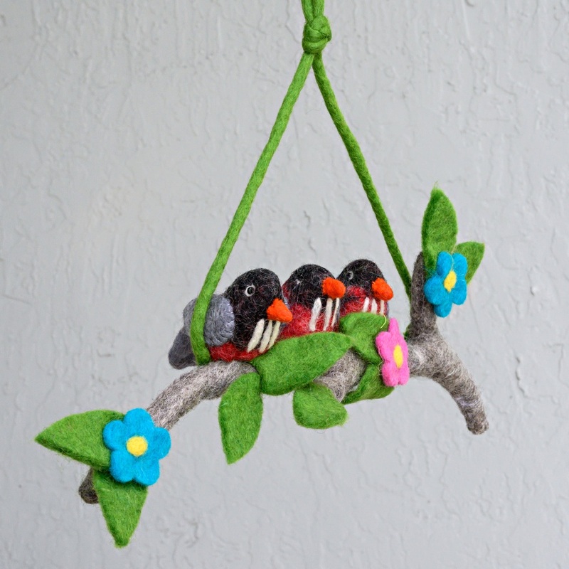 Wool Mobile – Red Robin by The Winding Road