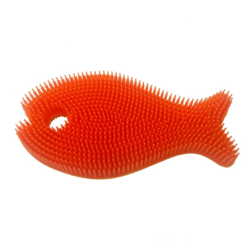 Silicone Bath Scrub – Gold Fish by InnoBaby