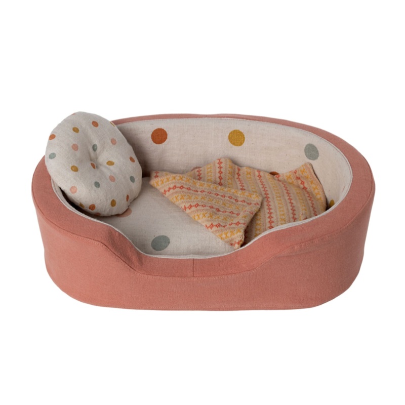 Dog Basket – Coral by Maileg