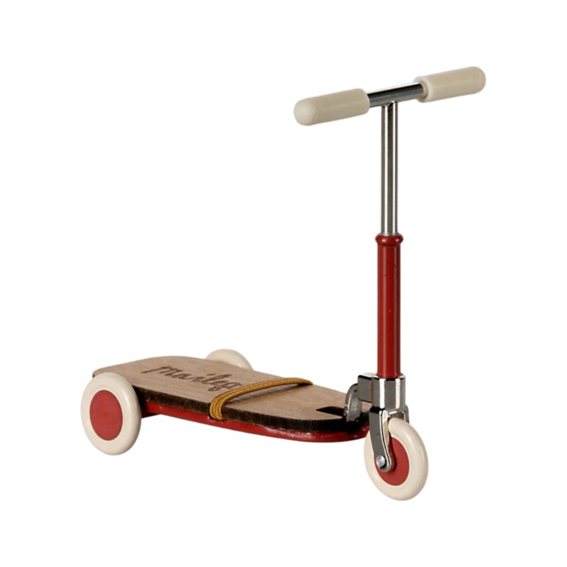 Kickboard, Mouse – Red by Maileg